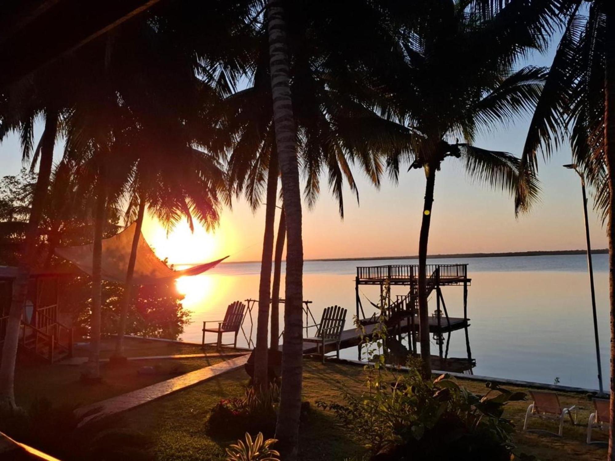 Coras Place Bacalar Lagoon Front エクステリア 写真